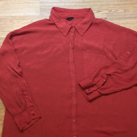 Torrid Blouse Womens Sz 3 Red Button Front Top Semi Sheer Tunic Collared Shirt - Picture 2 of 10